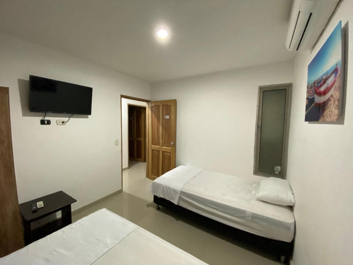 Apartamento La Isla 1-Ковеньяс Экстерьер фото